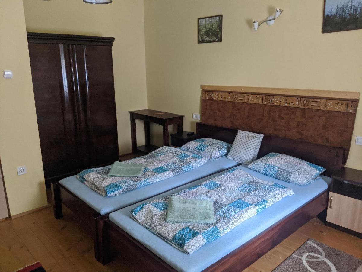 R MAI F RD APARTMANH Z BAKONYN NA Magyarorsz g HUF 87896